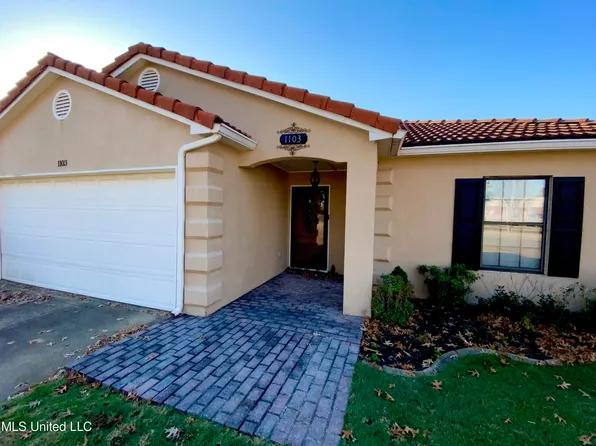 1103 Charstone Dr, Southaven, MS 38671