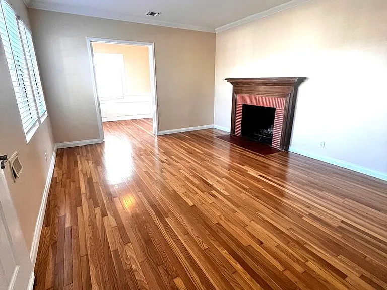 4139 Keever Ave — Photo 8