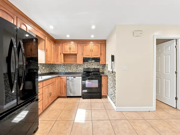 4 Herman St #1, Boston, MA 02119