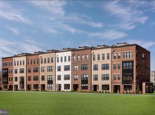 22131 Little Mount Ter, Ashburn, VA 20148