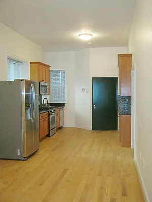 Rented by Sotheby's International Realty | media 33