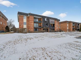 9122 W 140th St APT 2NW, Orland Park, IL 60462