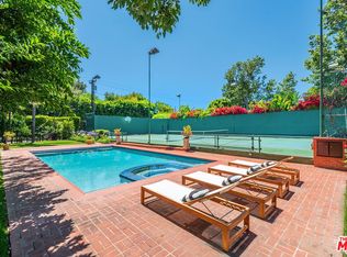 717 N Alpine Dr, Beverly Hills, CA 90210