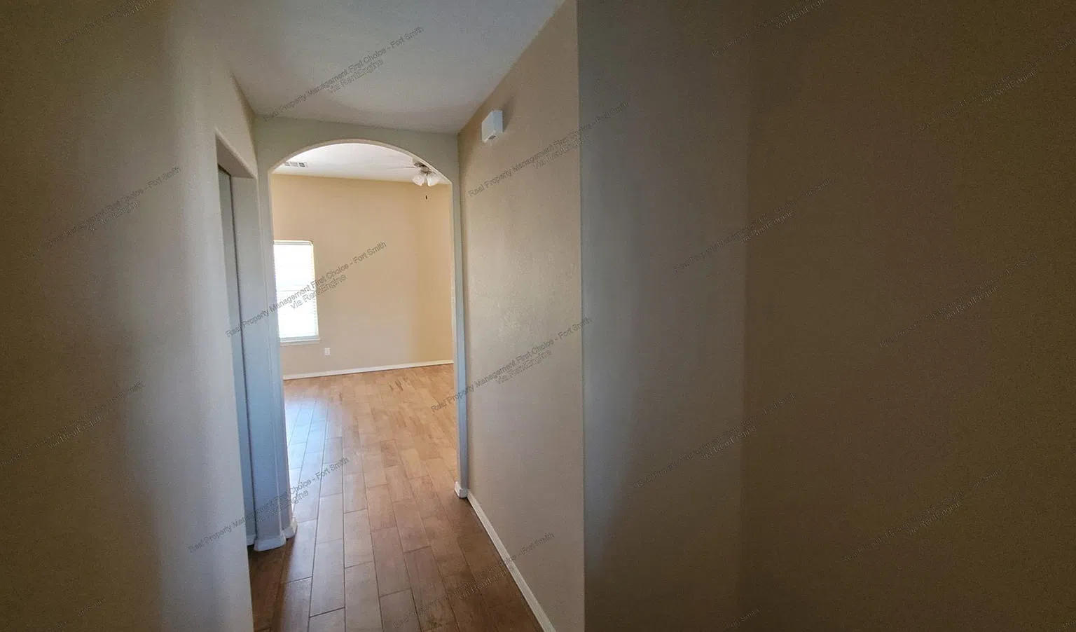 4 bed, 2.0 bath, 1682 sqft, $1,725 — Photo 3
