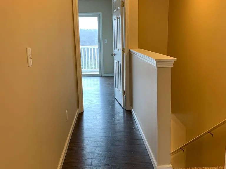Graycliff Townhomes — Photo 33