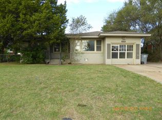 1630 NW 26th St, Lawton, OK 73505