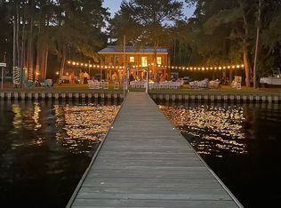 597 Duck Creek Rd, Washington, NC 27889