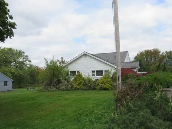 4447 State Route 303, Mantua, OH 44255