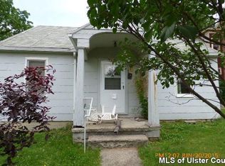 81 High St, Catskill, NY 12414