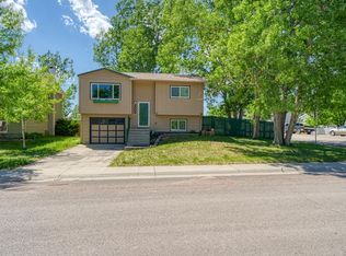 2008 S Gillette Ave, Gillette, WY 82718