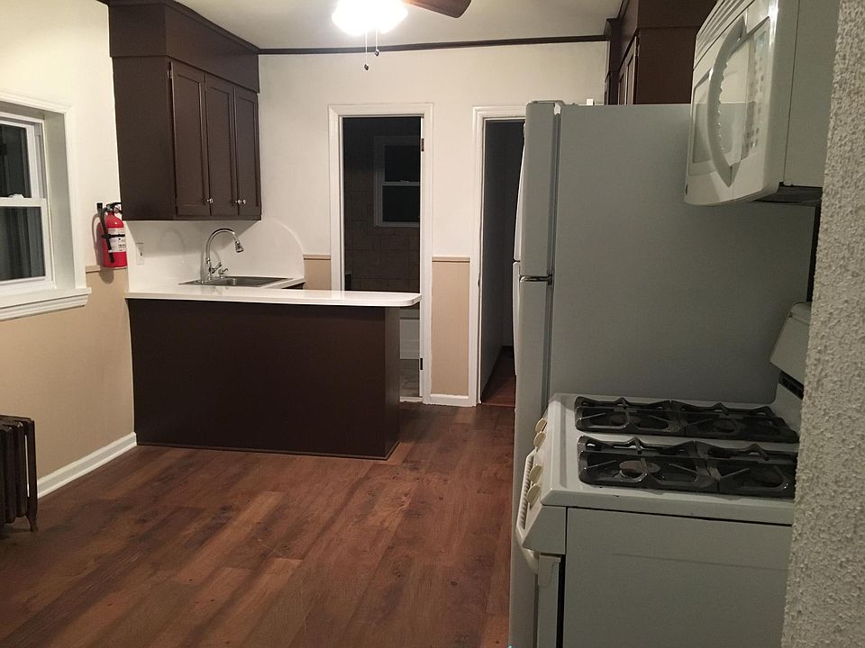 1st image of 86 Gless Ave Floor 2
