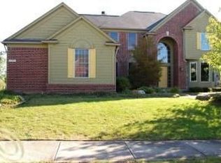 1179 Miners Run, Rochester, MI 48306