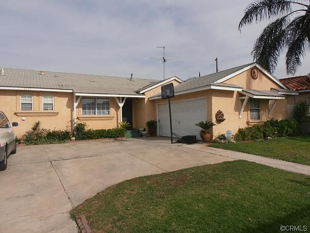 1st image of 2137 W Orange Grove Ave