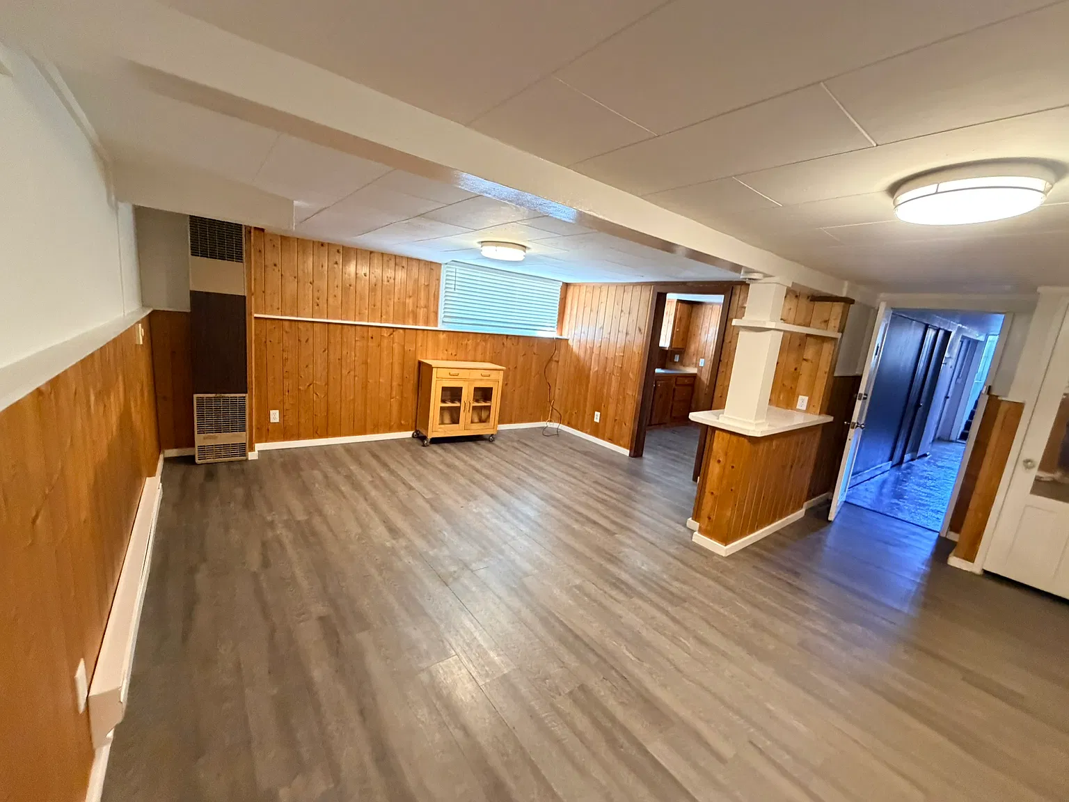 1 bed, 900 sqft, $1,195 — Photo 2