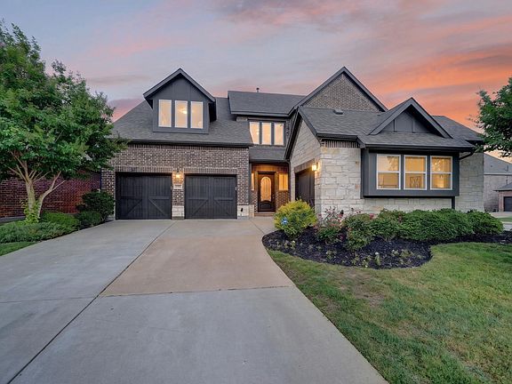 2nd image of 7935 Sarahville Dr