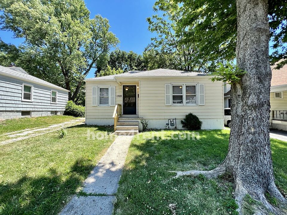 1st image of 1709 S Evanston Ave