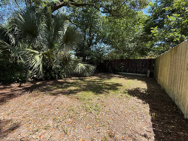 6316 Harvard Ct — Photo 17