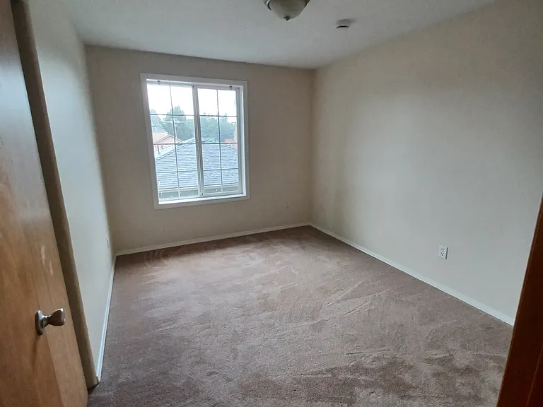 Upstairs bedroom #2