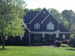 302 Trappers Ridge Dr, Rockwell, NC 28138