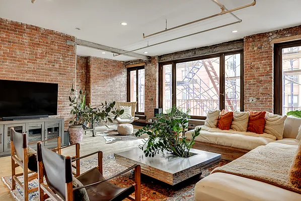 Rented by Compass | media 3