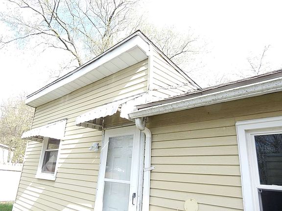 5th image of 52401 Prescott Ave