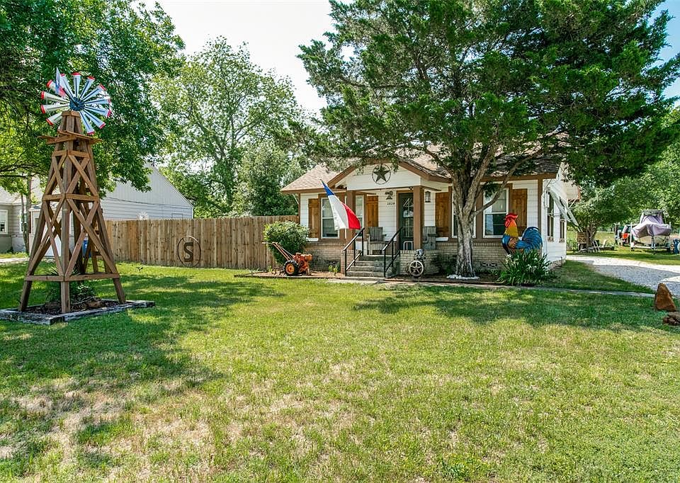1st image of 2824 Lake Sharon Dr
