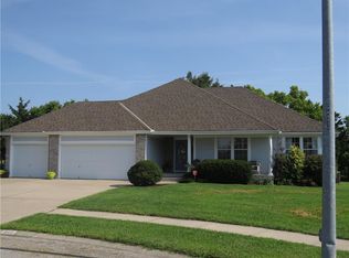 1806 Chelsea Cir, Pleasant Hill, MO 64080