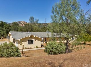 42167 River Knolls Pl, Coarsegold, CA