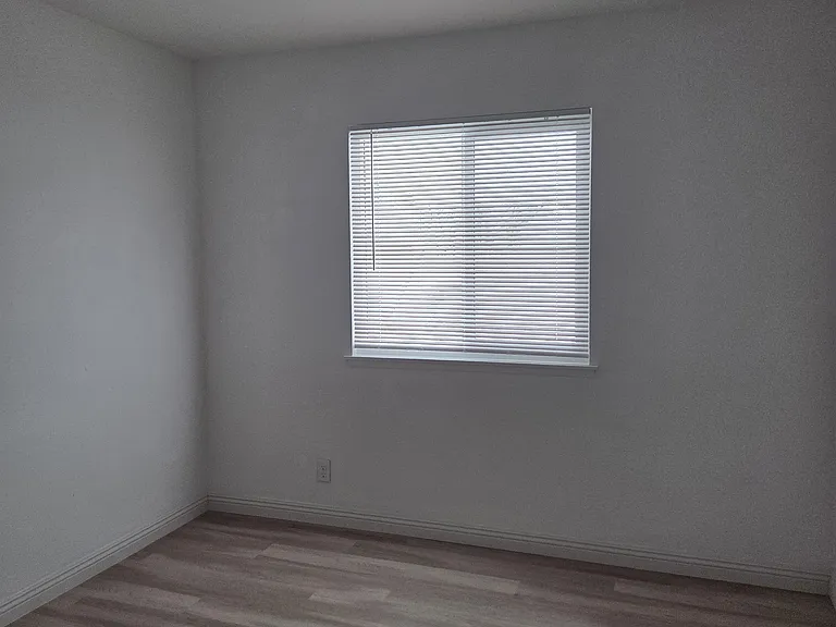 1460 Lassiter Dr — Photo 8