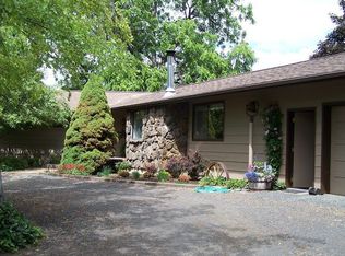 2403 N Mountain View Rd, Moscow, ID 83843