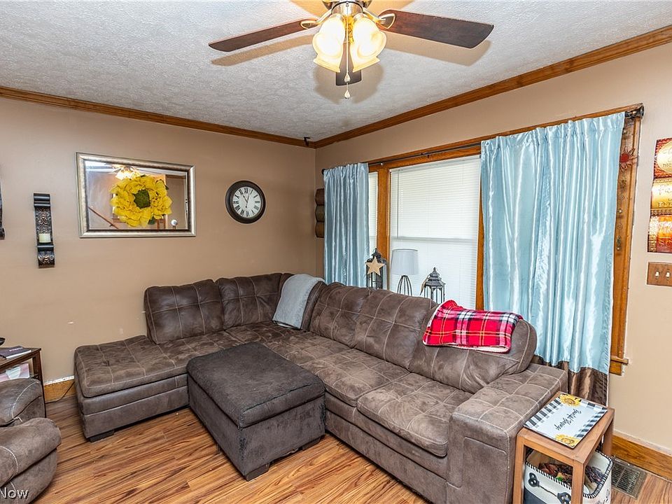 247 Stanford Ave, Elyria, OH 44035 Zillow