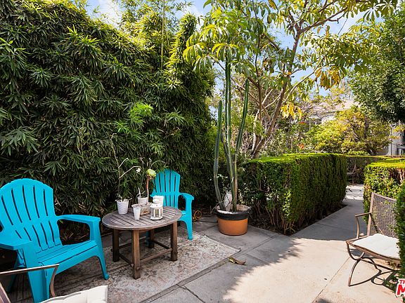 4th image of 1323 N Olive Dr #27A