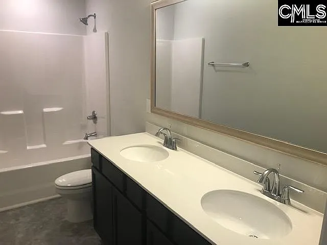 1342 Tamarind Ln — Photo 9