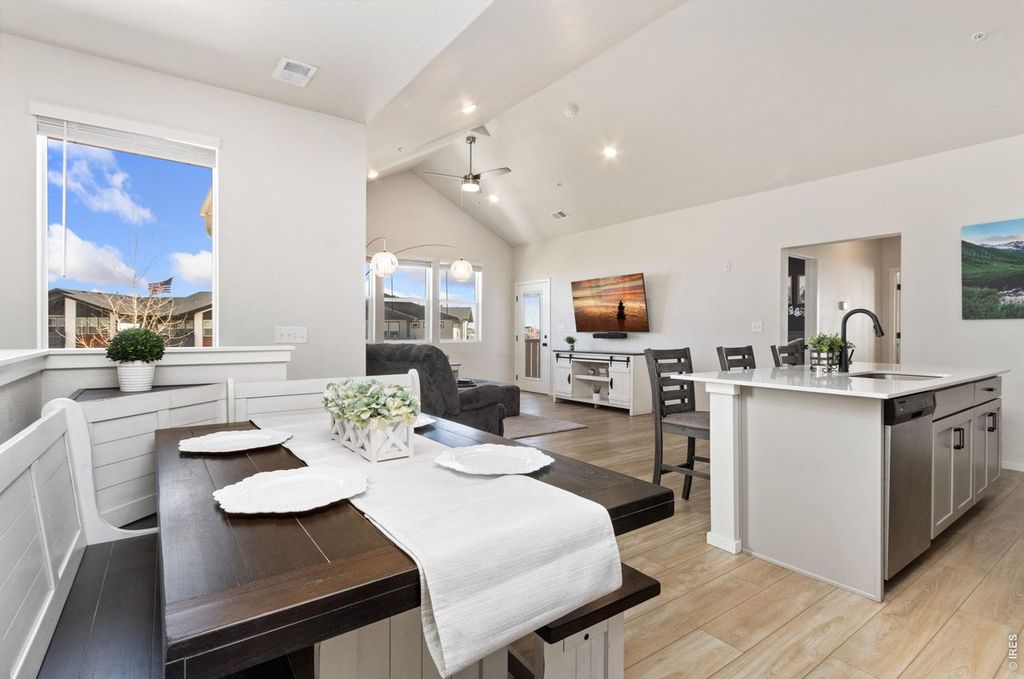 1805 Bounty Dr Unit 3