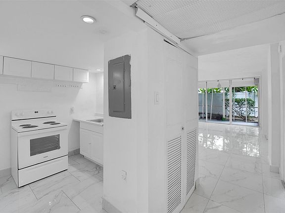 3rd image of 119 Royal Park Drive #1D