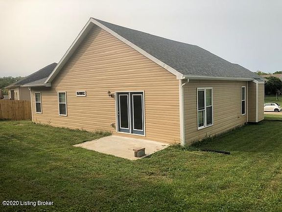5th image of 3190 Squire Cir