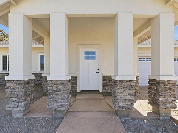 4th image of 491 Justeson Ave