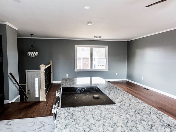 5th image of 1028 Brentwood Dr