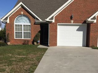 78 Briarstone Dr, Rossville, GA 30741