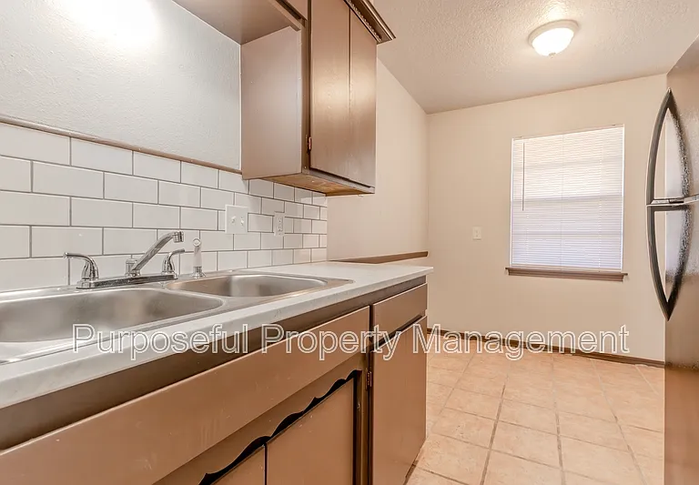514 N Ponca Ave #2 — Photo 8