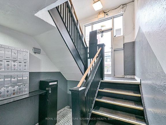 4th image of 1169 Danforth Ave #1
