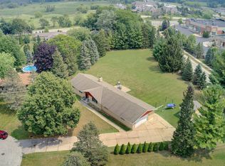 4100 Alpine Cir, Brookfield, WI 53005