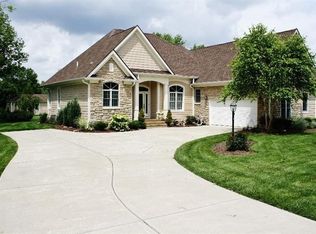 1623 E Spring Valley Pike, Centerville, OH 45458