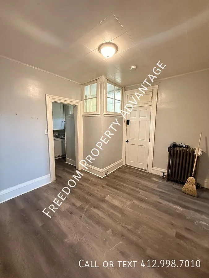 224 N Main St U7 - Butler — Photo 2
