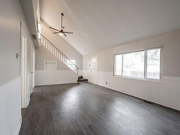 5th image of 3212 Lupine Dr