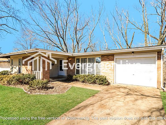 2nd image of 3725 Hambletonian Dr