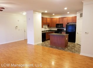 7025 Hanesbrook Cir APT 102, Clemmons, NC 27012