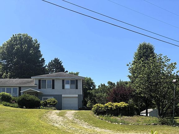 2nd image of 13399 Riverside Dr