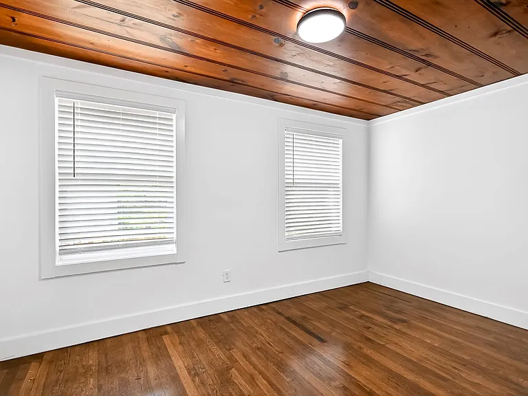 620 S Weller Ave — Photo 20