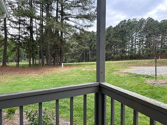 5th image of 399 Silkwood Ln